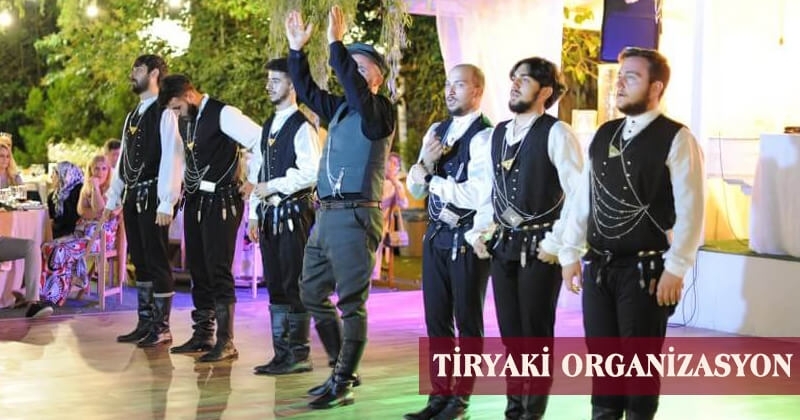 Denizli Karadeniz Yöresine Hakim Horon Gösteri Danscıları
