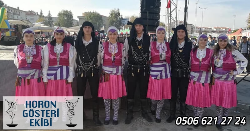 Iğdır Karadeniz Yöresi Modernleşmiş Horon Gösterisi